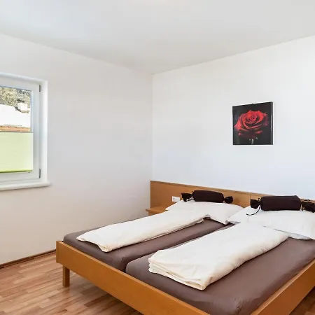 Elegant In With Balcony * Saalfelden